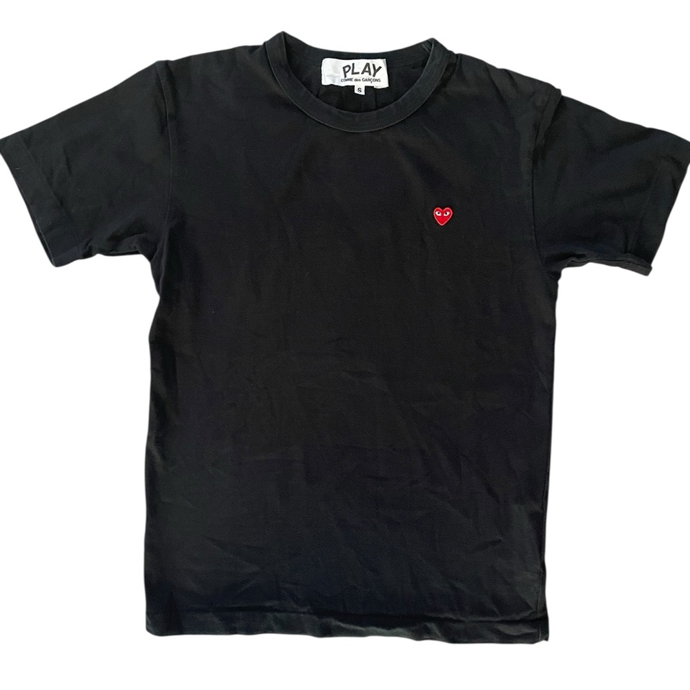 Comme Des Garçons, Play
- heart patch, black cotton T-shirt sz Small